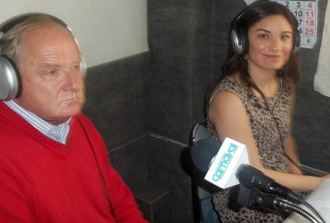 Director Regional de Senadis Antofagasta y la Directora Regional del Sernam en Radio Carnaval