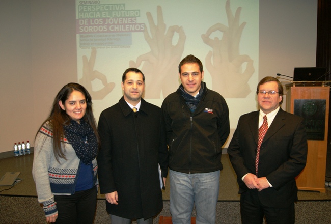 Directores Regionales del Senadis y el Injuv junto a Marcela Gonzalez y Gustavo Vergara de la ASOCH