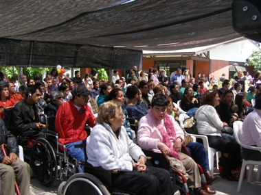 Colegios, Familias y personas con discapacidad celebraron el Día Nacional.