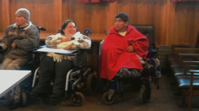 Personas con discapacidad que asistieron al taller realizado en Villarrica.