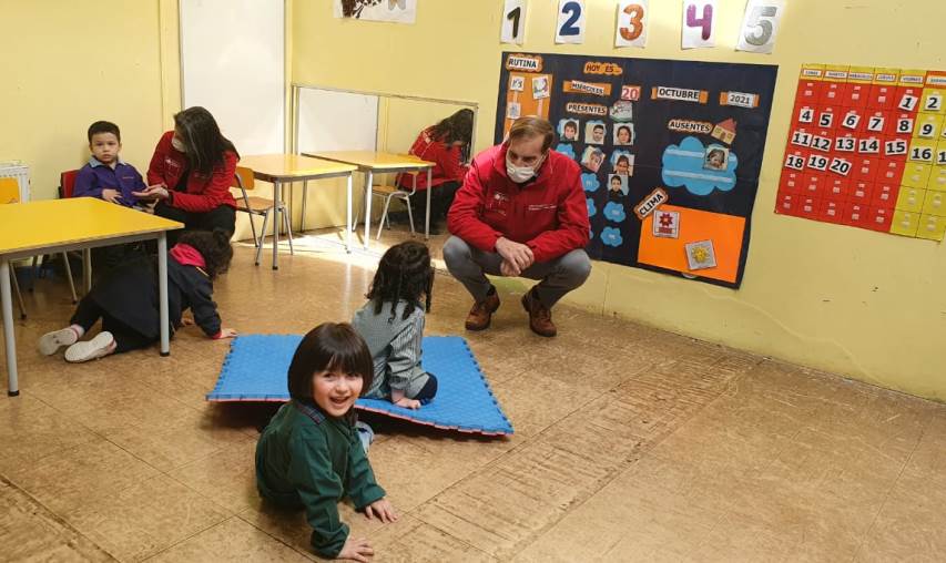 Director Nacional de SENADIS promueve iniciativas de inclusión de personas con discapacidad en su primera visita a la región de Aysén