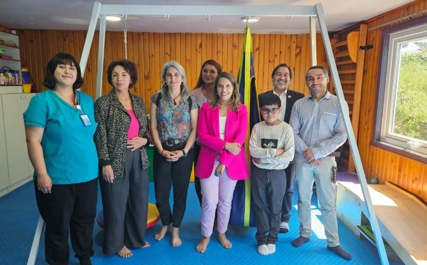 Director Nacional visita iniciativas que promueven la inclusión social de personas con discapacidad en región de Los Lagos