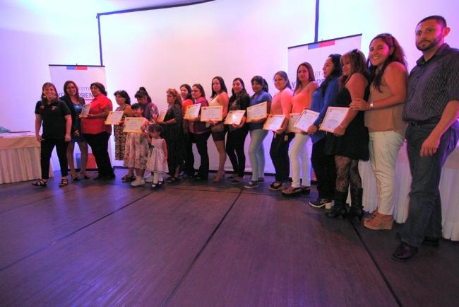Senadis participa en cierre de programa YO emprendo Antofagasta de Fosis