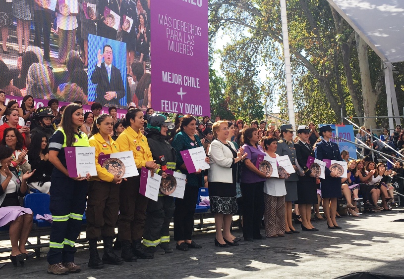 Gobierno conmemora el Día Internacional de la Mujer en La Pintana