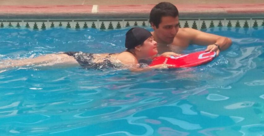 En Calama se presenta iniciativa en terapias acuáticas para personas con discapacidad