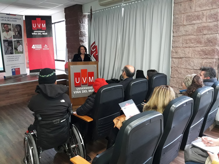 UVM, SENATUR y SENADIS impulsan mesa de turismo accesible en la región de Valparaíso