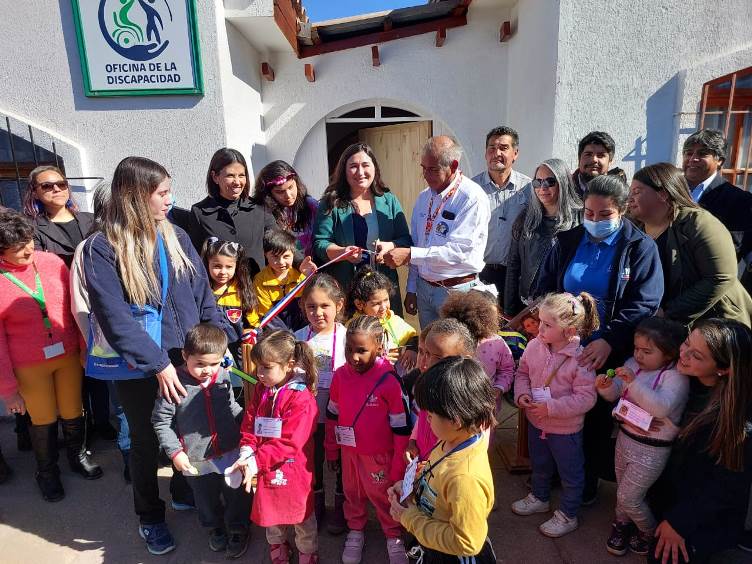 Gobierno y Municipalidad de Diego de Almagro inauguran Sala de Rehabilitación Infantil con Base Comunitaria