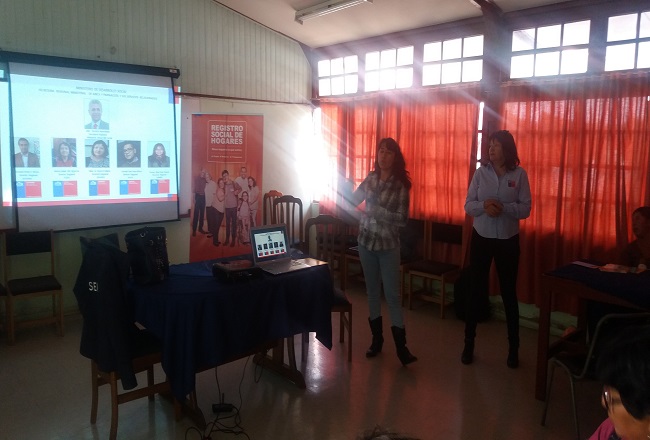 SENADIS participa en diálogo social participativo en Escuela Especial F22